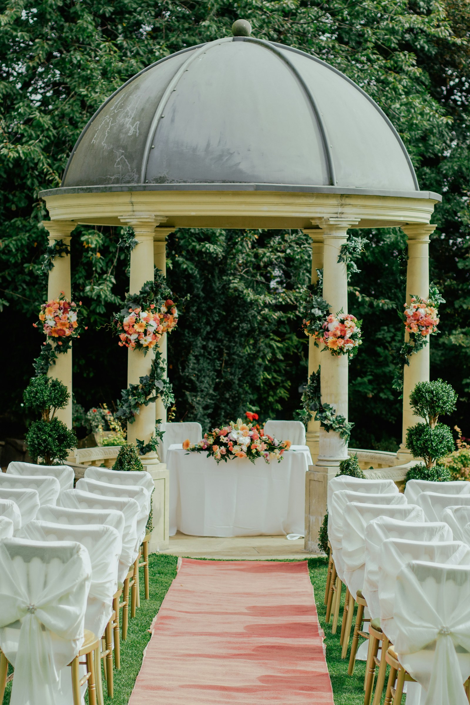 Demonstration wedding photograph — replace with your own portfolio